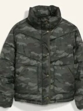 Old Navy Gray Camo Quilted Puffer Jacket